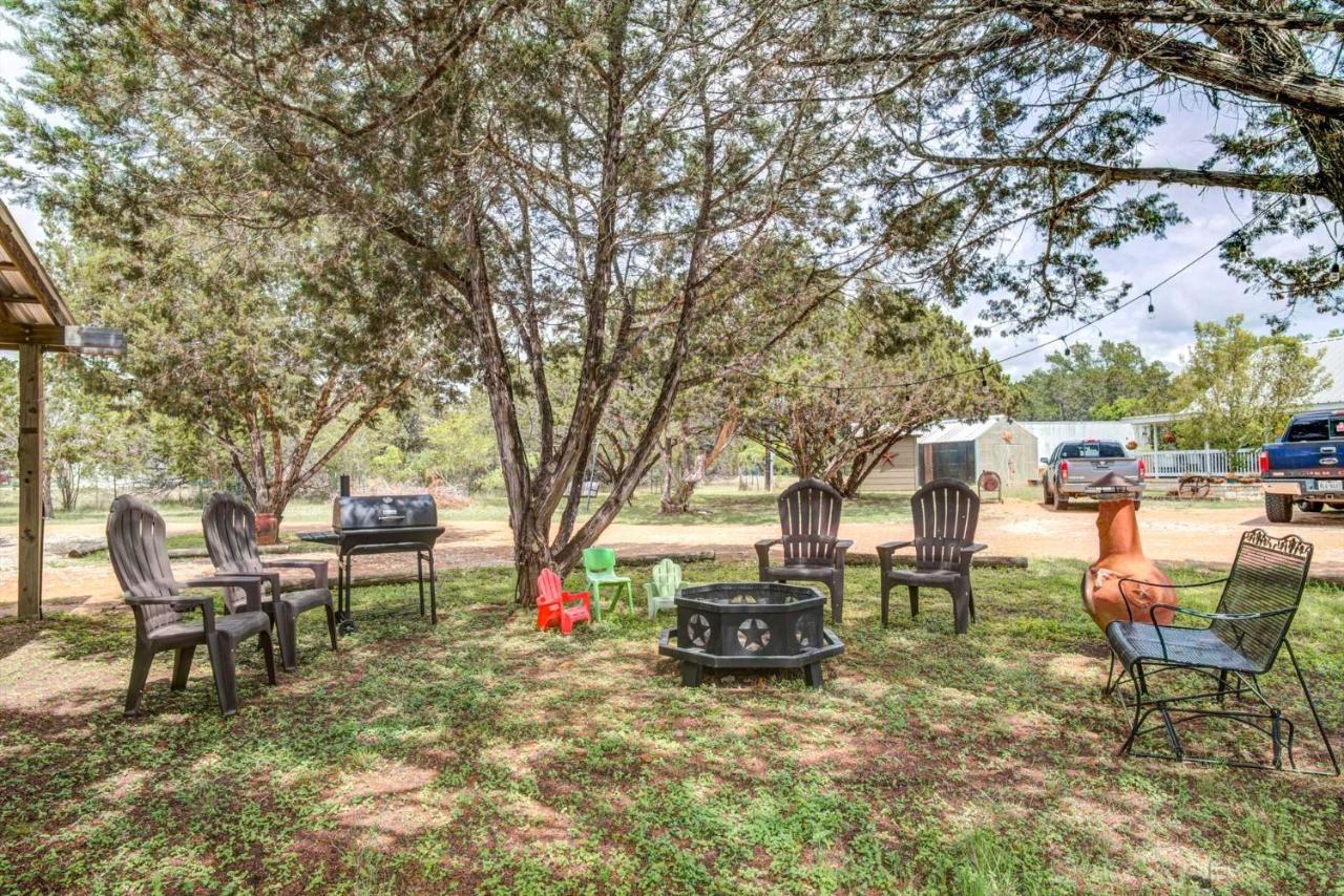 شقة #3 Wrangler~Bandera Tin Star~Bandera, Tx. المظهر الخارجي الصورة